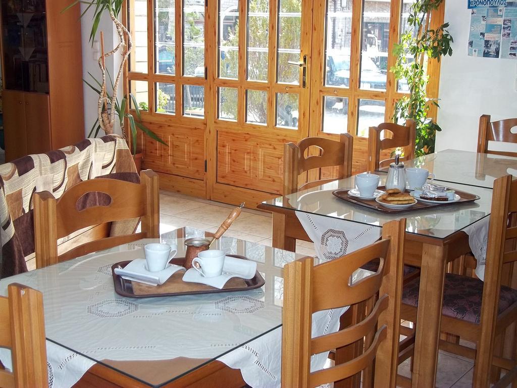 Epikoureios Apollon Hotell Andritsaina Exteriör bild