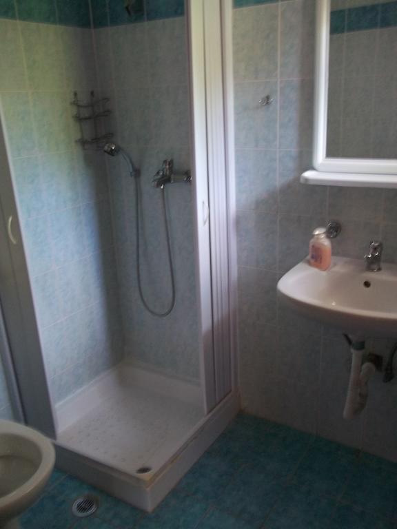 Epikoureios Apollon Hotell Andritsaina Exteriör bild