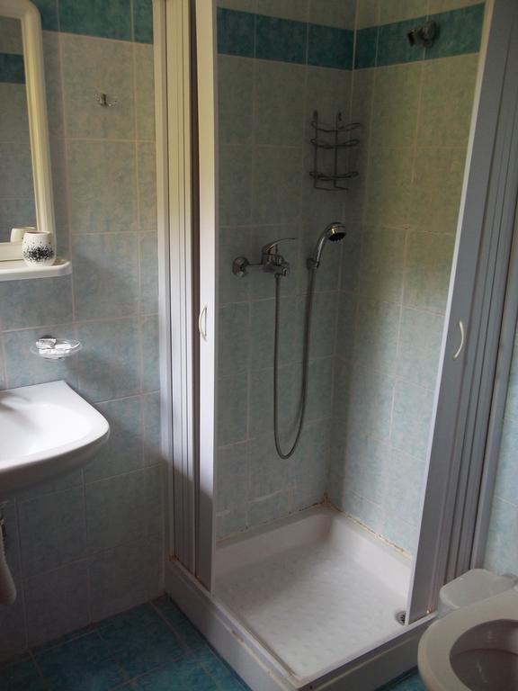 Epikoureios Apollon Hotell Andritsaina Exteriör bild