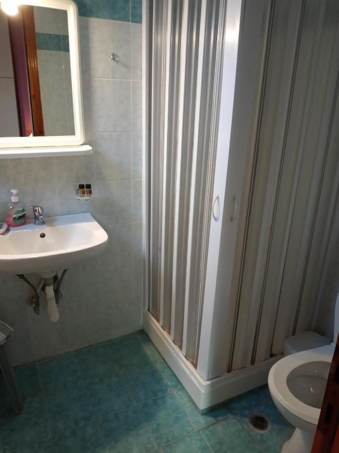 Epikoureios Apollon Hotell Andritsaina Exteriör bild